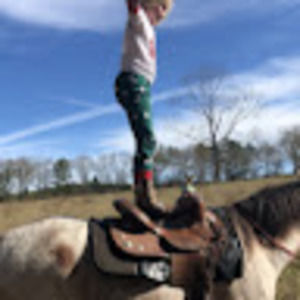 Meet your Posher, Leslie